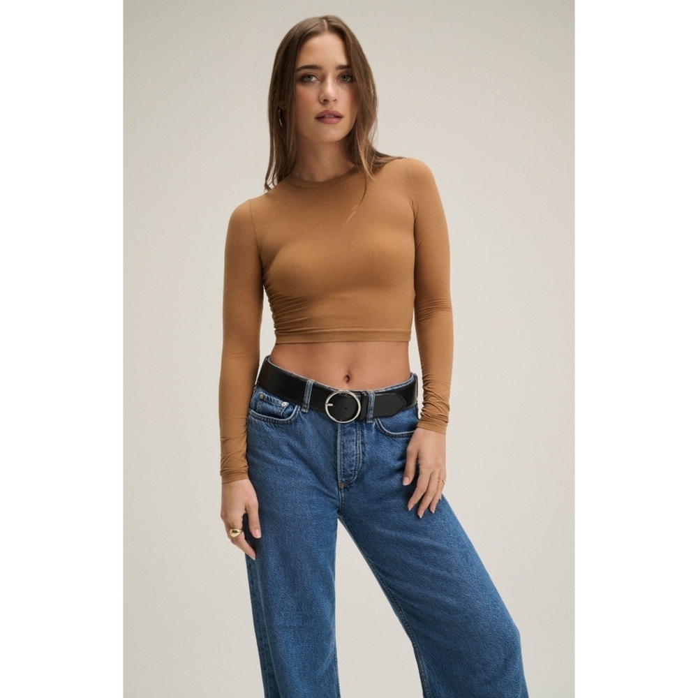 CHAM Cropped Lightweight Long Sleeve Top Size XLarge/XXLarge Color Camel
